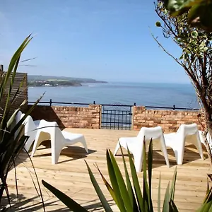 Waimea House Front The Sea Views , Scarborough United Kingdom
